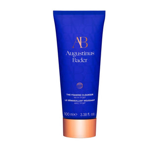 Augustinus Bader Anwendung von The Foaming Cleanser, Textur des Schaumreinigers, Verpackung von The Foaming Cleanser